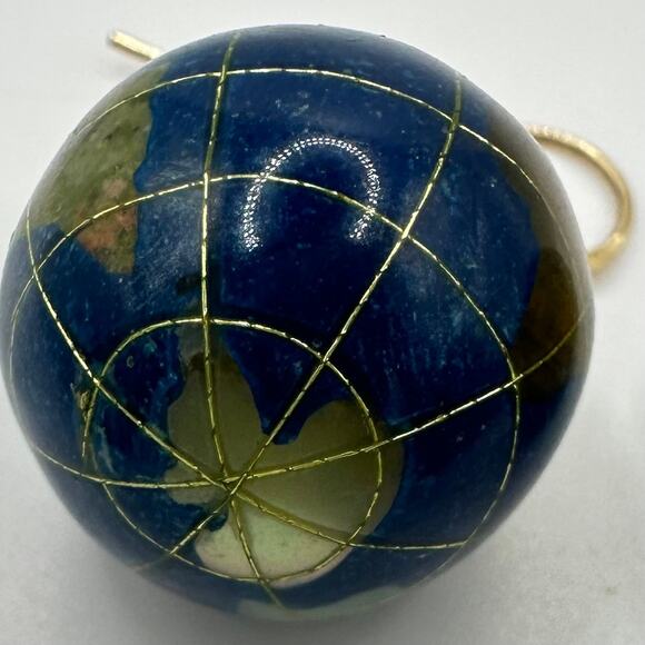 Vintage gold plated semiprecious gemstones inlay globe earth hook drop earrings - Picture 6 of 8